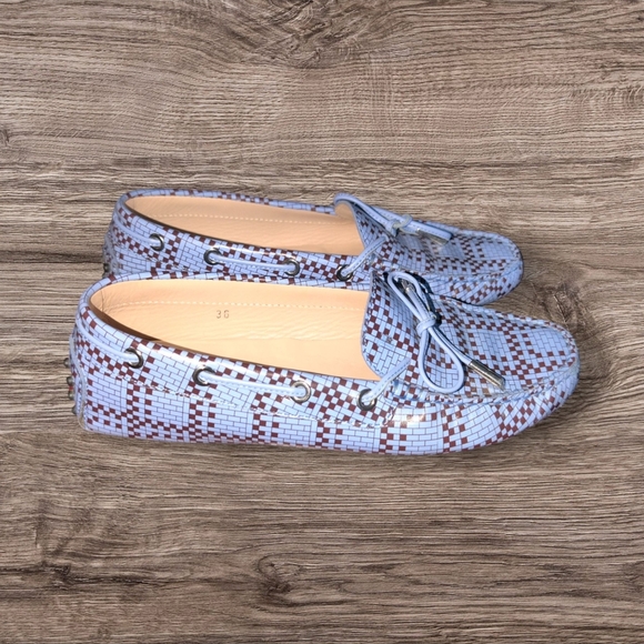 Tod's Women's Gommino Leather Driving Shoes - Blue - Picture 2 of 5